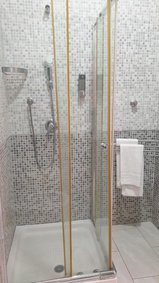 נאפולי Madb&B מראה חיצוני תמונה